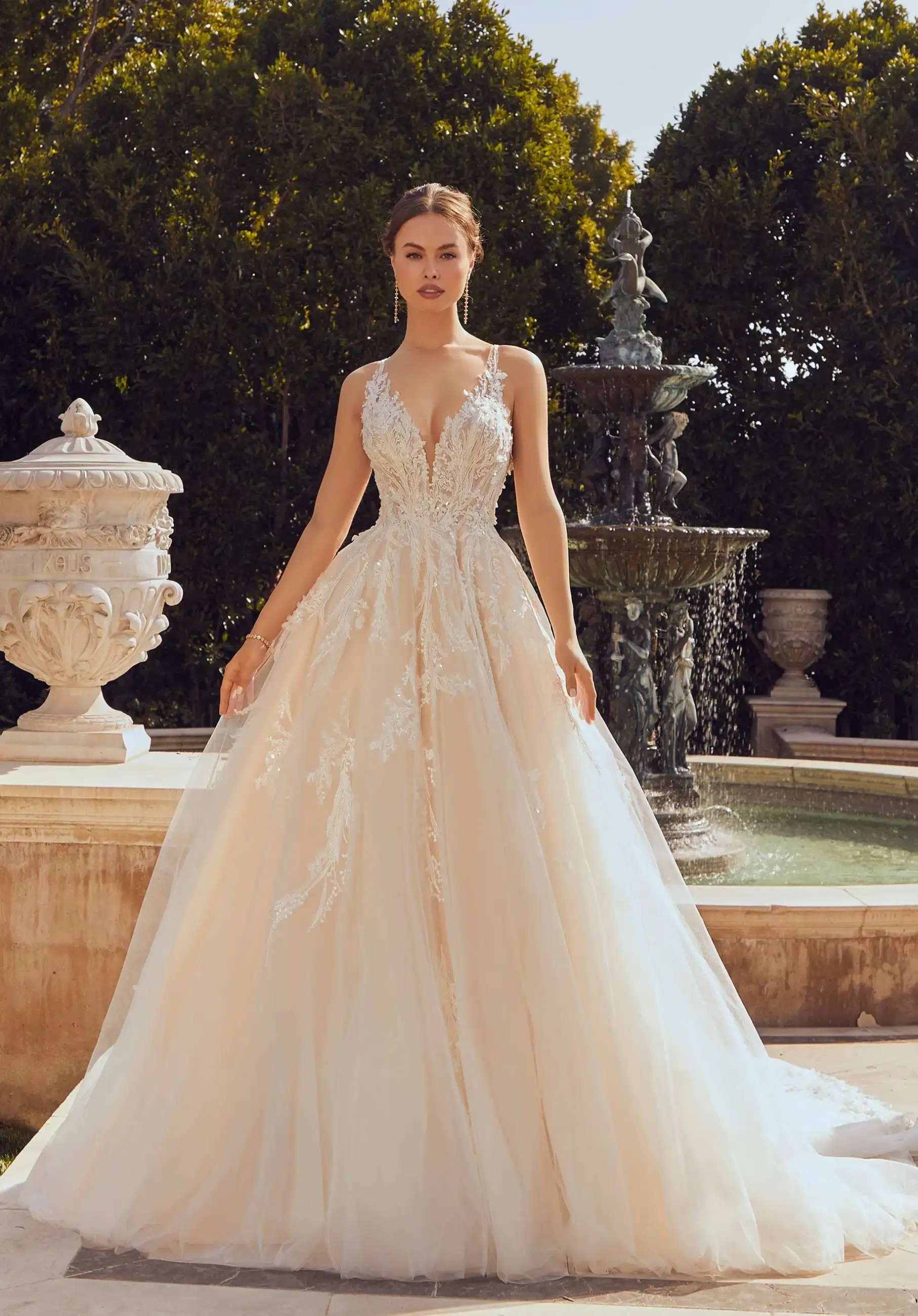 Whimsical &amp; Romantic: The Dreamiest Ball Gown Wedding Dresses Image