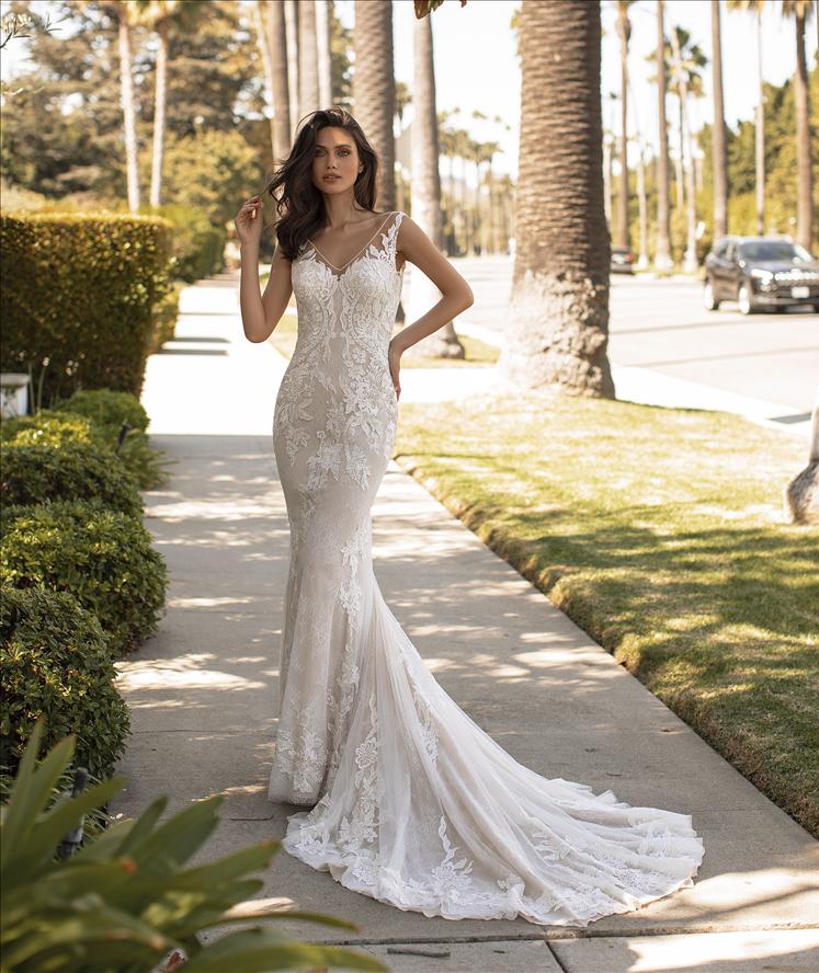 Pronovias 2021 is Here!. Desktop Image