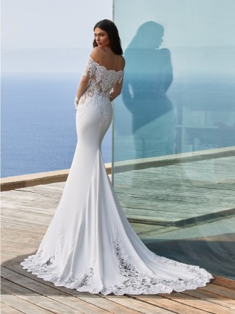 Pronovias #Della #2 thumbnail