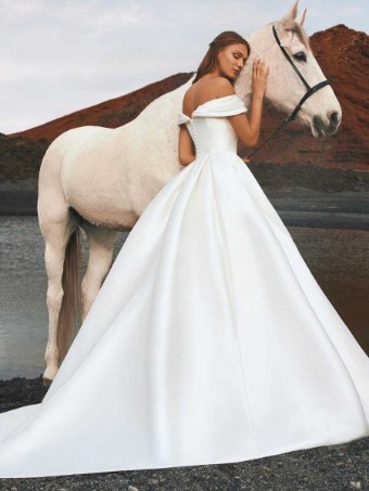Pronovias #Iguazu #1 thumbnail