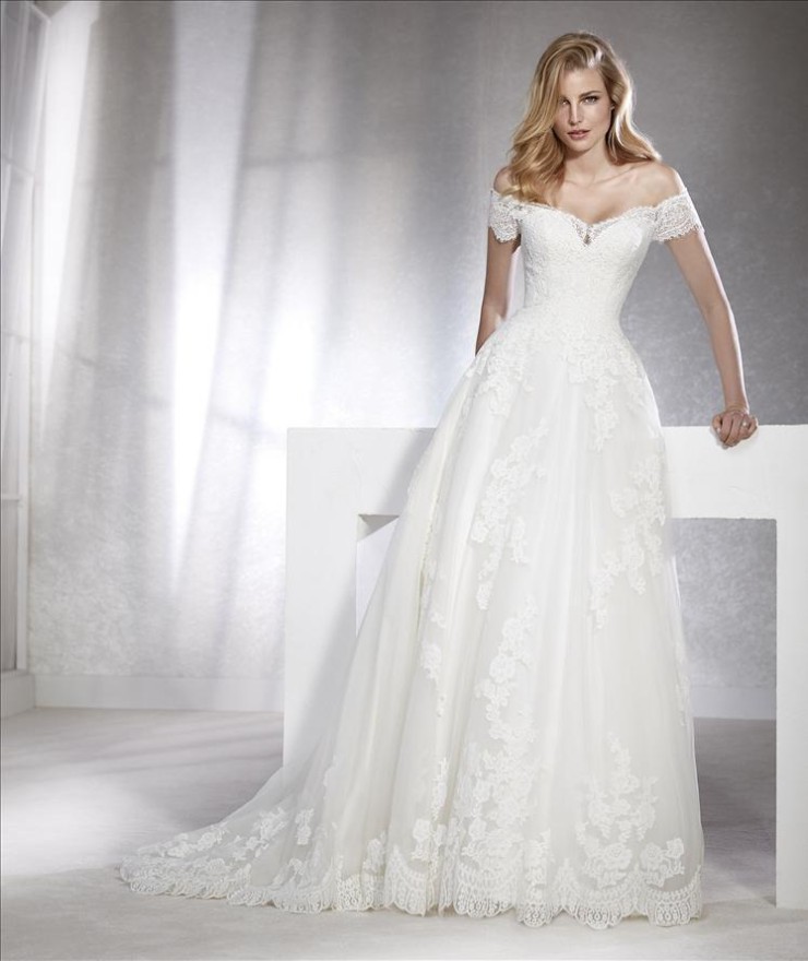 White One #Fabiana Default Thumbnail Image
