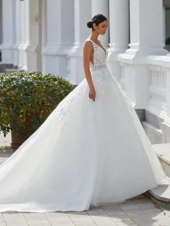 Pronovias #Elia #3 thumbnail