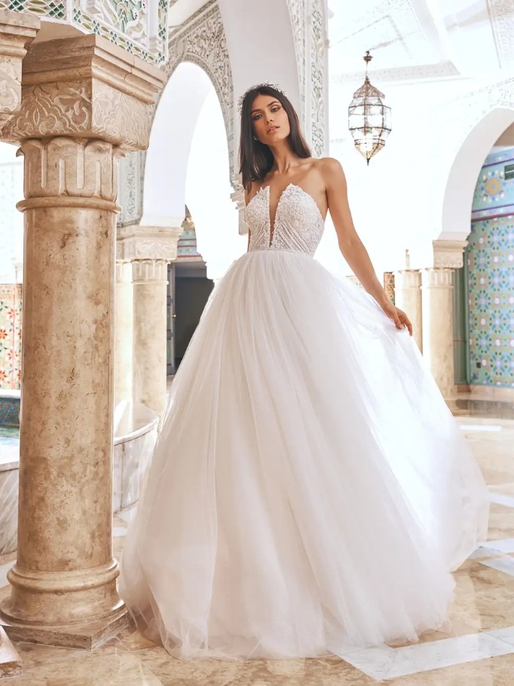 Pronovias #Nak Default Thumbnail Image