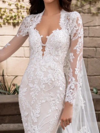 Pronovias #Aegir Dress & Cape #2 thumbnail