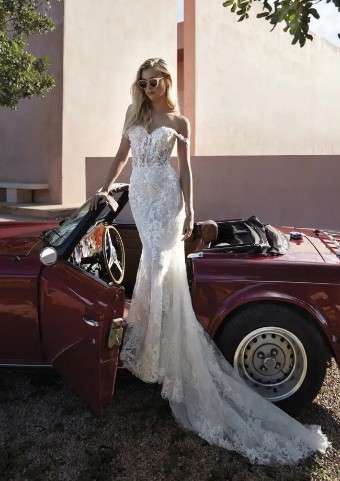 Pronovias #Phuket #2 Off white/ nude/light beige thumbnail