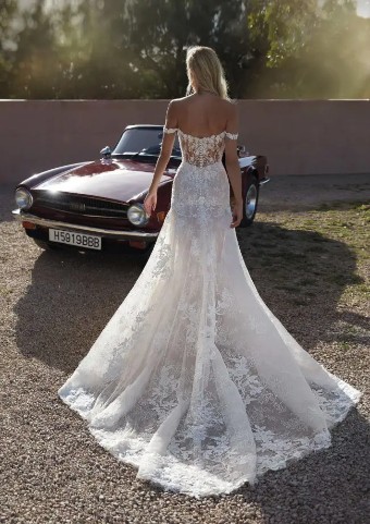 Pronovias #Phuket #3 Off white/ nude/light beige thumbnail