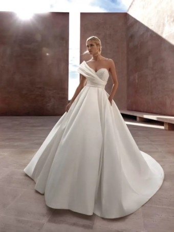 Pronovias #Luise #3 Off White thumbnail
