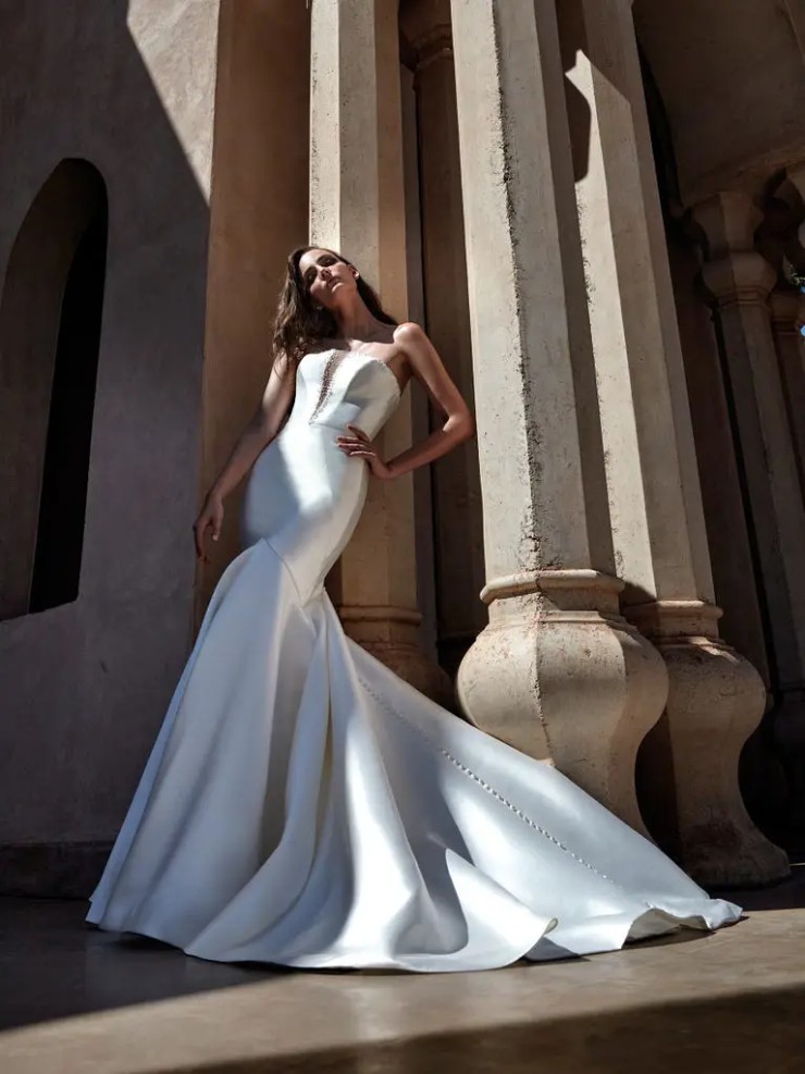 Pronovias #Tasman Default Thumbnail Image