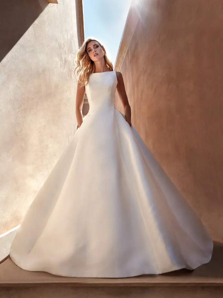 Pronovias #Nevado Default Thumbnail Image