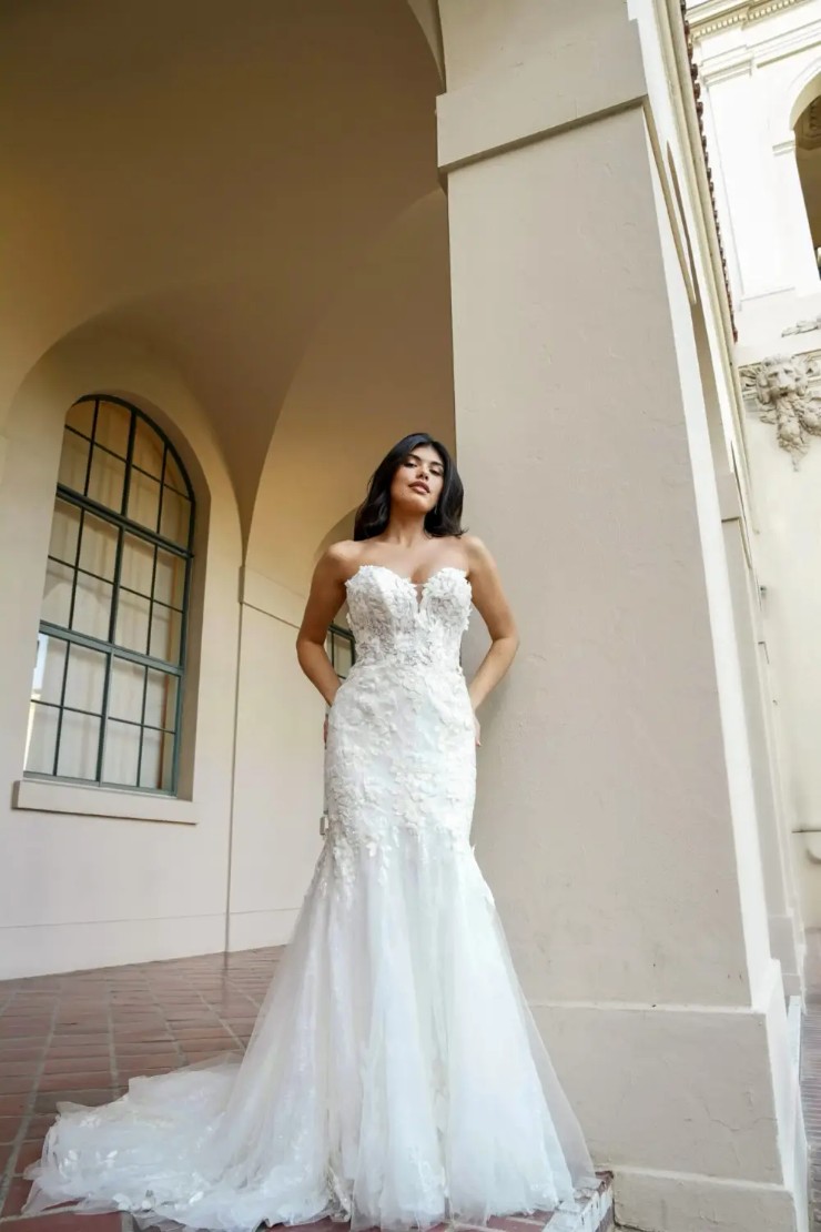 Stella York Plus Size #7924 Default Thumbnail Image
