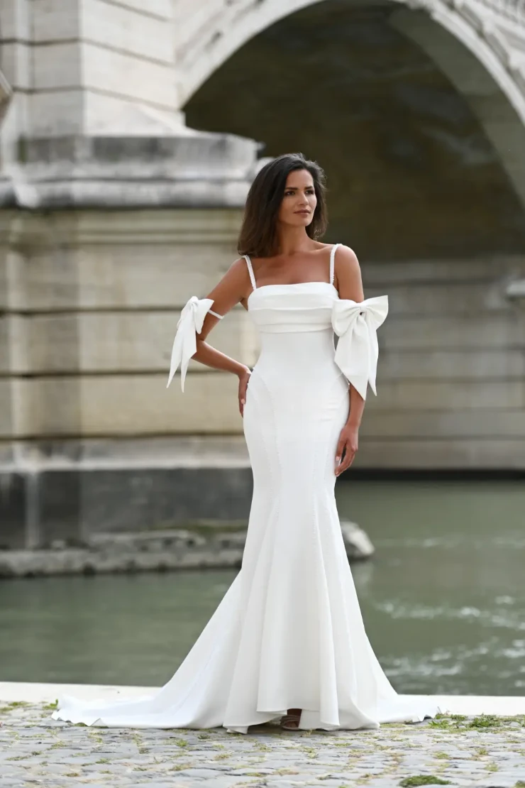 Dando London #Ginevra Default Thumbnail Image
